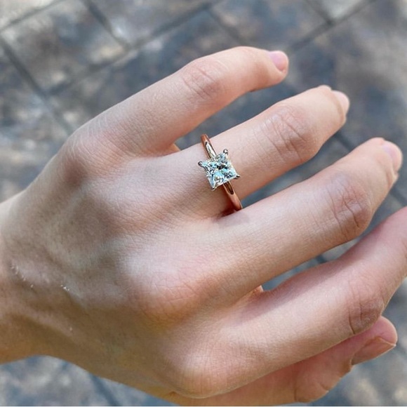 1Ct 6mm Princess Cut Solitaire Ring VVS1 Lab Diamond - Picture 14 of 17